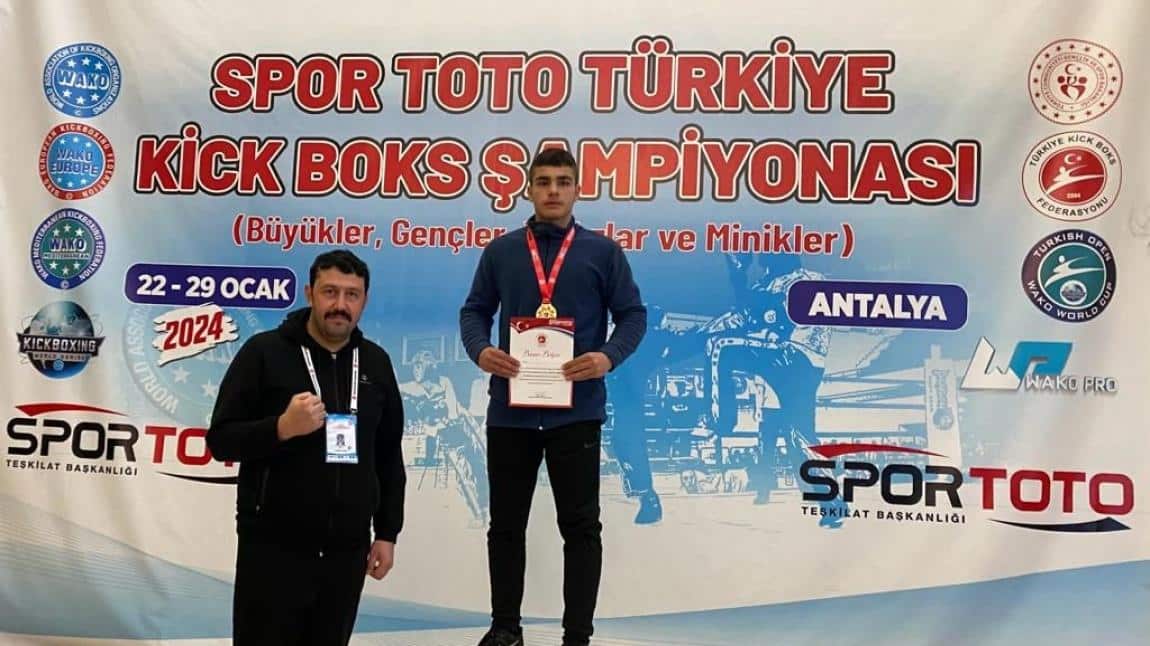 Spor Toto Türkiye Kick Boks Şampiyonasından Gelen Birincilik